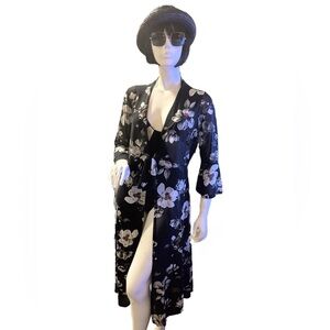 Ember Black & White Magnolia Floral Kimono Beach Coverup with Front tie, Size L